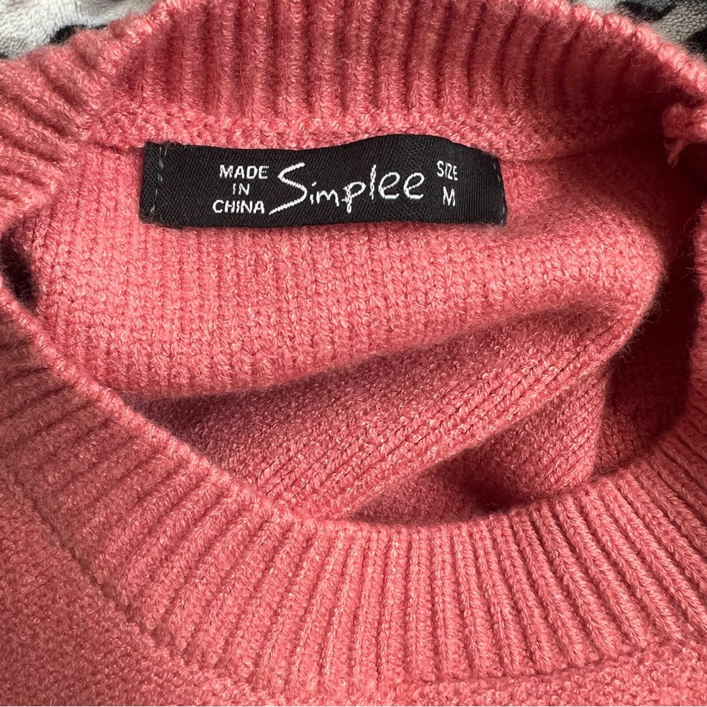 Sweater - Picture 4 of 4